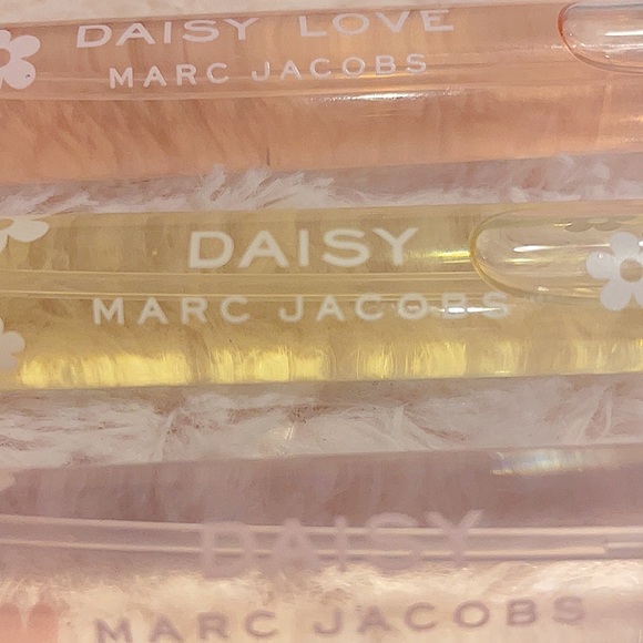 MARC JACOBS - WONDERLUST DAISY LOVE TRIO SET - Picture 7 of 8